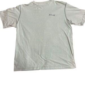 Columbia Gray Short Sleeve Tee for Everyday Comfort